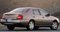 Альтима L30, вид сзади