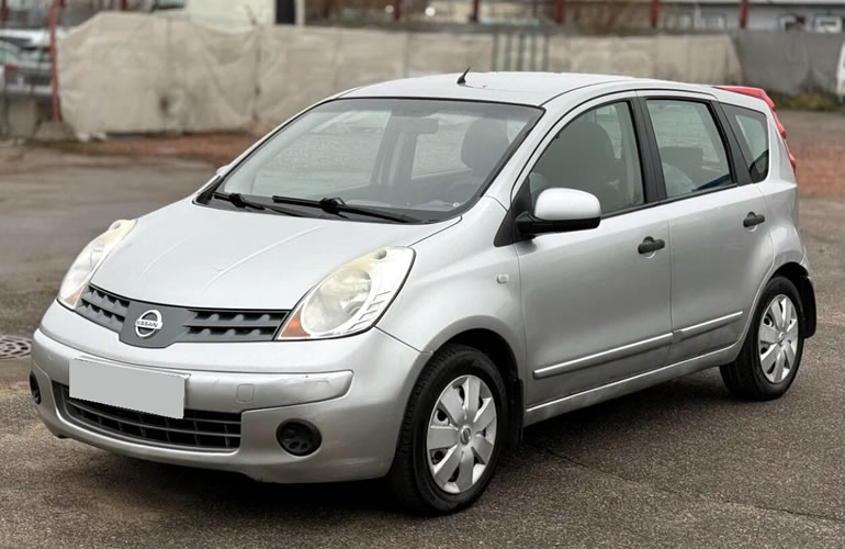 Nissan Note E11