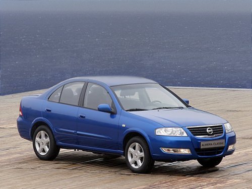 Если бы не эмблема Nissan на решётке радиатора, то с первого взгляда сложно догадаться, какой…