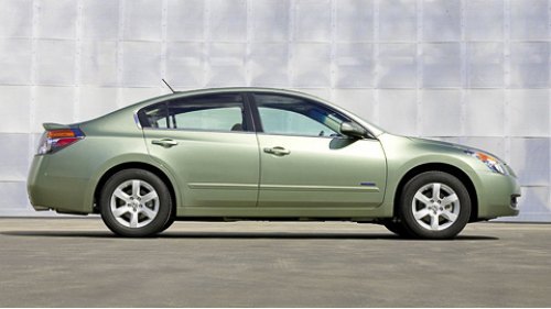 В данный момент под маркой Nissan в США продается гибридная версия Nissan Altima, оснащенная…