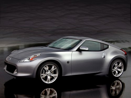 Заднеприводный Nissan 370Z обещает быть более удобным и комфортным, но останется в прежней нише.…