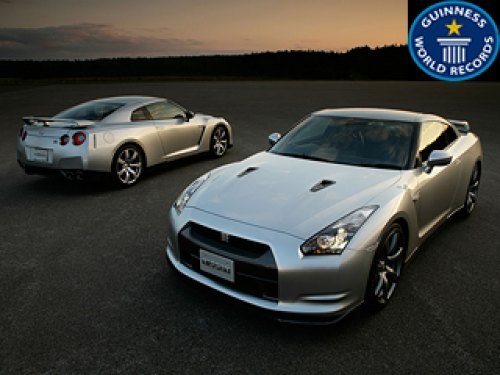 Последнее поколение Nissan GT-R было впервые представлено в качестве серийной модели на Токийском…