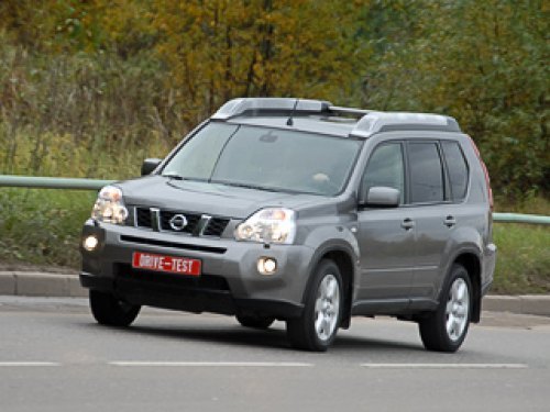 Российским покупателям Nissan X-Trail предлагается в трёх уровнях оснащения: SE, LE и SIV. Гарантия…