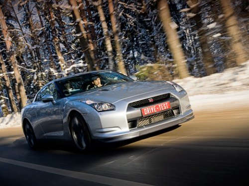 И вот GT-R (CBA-R35, или R35) снова с нами — с конца 2007-го. Автомобиль знаковый, хотя и не…