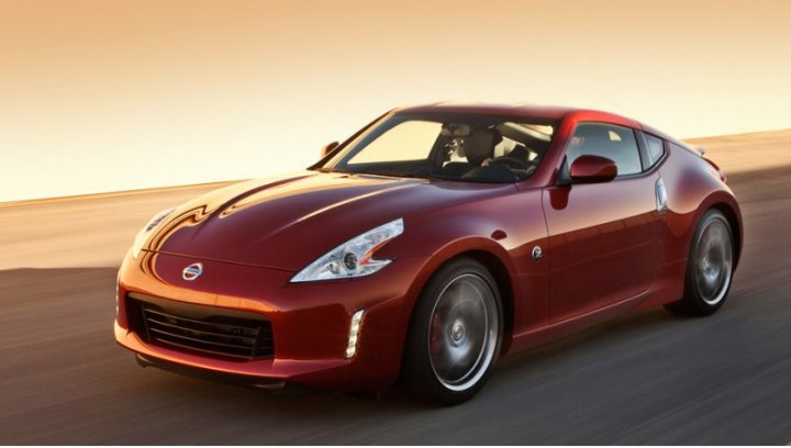 Отличить рестайлинговую двухдверку Nissan 370Z от предшественницы практически невозможно. Столь…