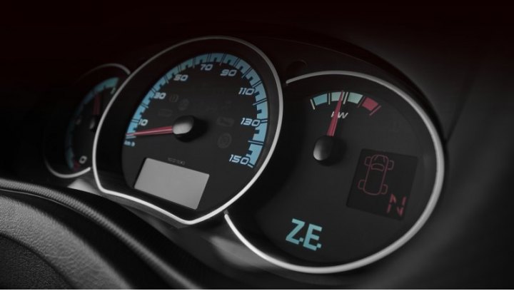 Поскольку скорая марки Nissan технически повторяет фургон Renault Master Z.E. (тут показана его…