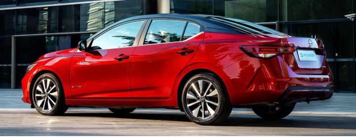 Модели доступны шины размерности 205/60 R16, 215/50 R17. Объем багажника от гибридизации не…