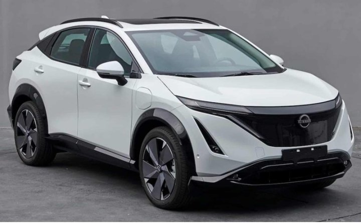 До России добрался топовый электрический кроссовер Nissan