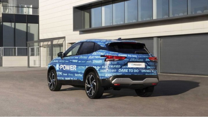 Коммерческий запуск нового Qashqai e-Power намечен на конец лета 2023 года. Именно тогда модельный…