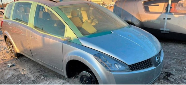 Две старые модели концепт-кара Nissan обнаружили на американской свалке
