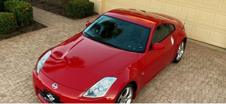 Продаётся спорткар Nissan 350Z 2007 года, на котором почти не ездили