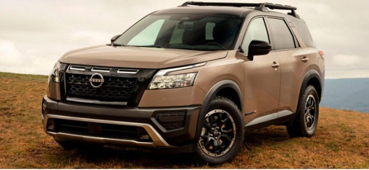 В Сети представлен кроссовер Nissan Pathfinder в версии Rock Creek