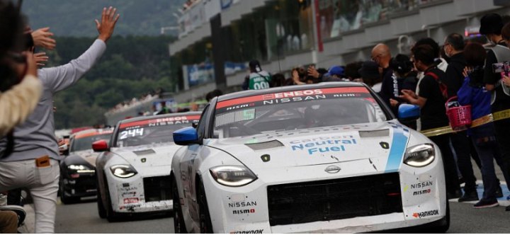Пара концептов Nissan Z Racing приняла участие в 24-часовой гонке Fuji
