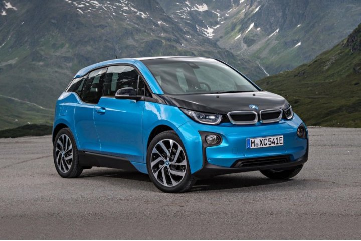 В одно время электрический хэтчбек от BMW считался самым инновационным из электрокаров в РФ. Сейчас…