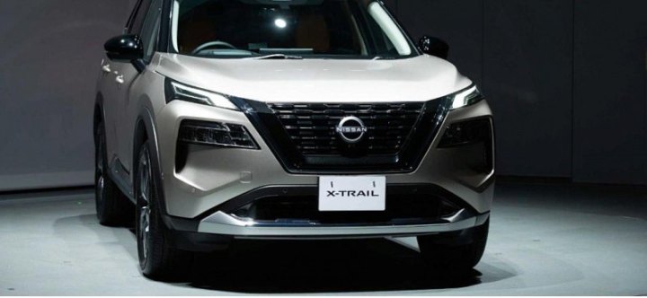 Компания NISSAN представила в Японии кроссовер NISSAN X-TRAIL нового поколения T33