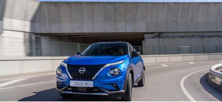 В России дилеры предлагаю купить кроссоверы Nissan Juke новой генерации по стоимости от 2,5 млн…