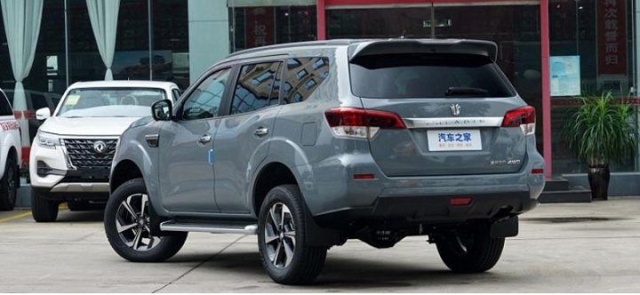 В Китае начались «живые» продажи внедорожника Nissan Paladin