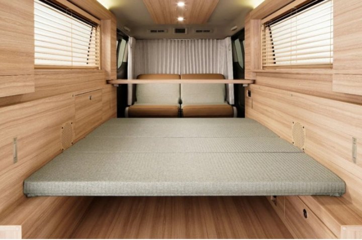 Серийная версия Caravan MyRoom изменилась по сравнению с первоначальным концептом, в котором…