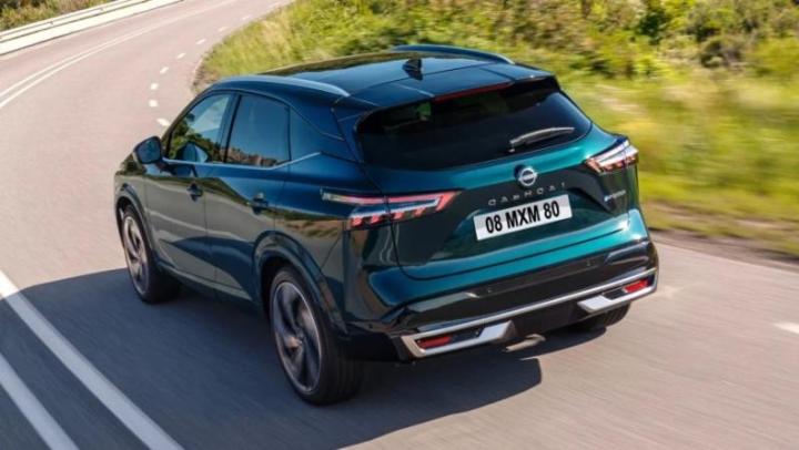 По словам представителей Nissan, кроссовер получил совершенно новый трехцилиндровый турбомотор. Он…