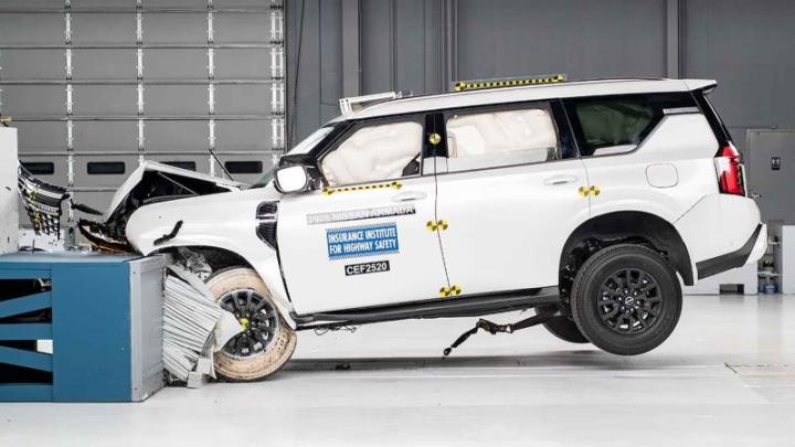 Краш-тест Nissan Armada 2025