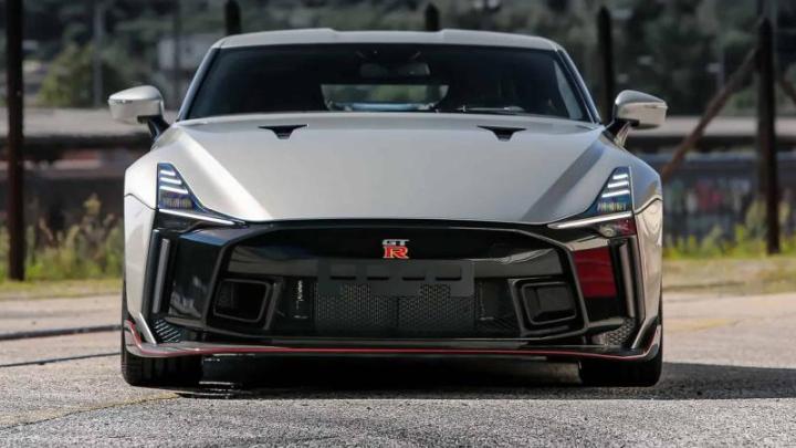 Один из редчайших Nissan GT-R выставили на продажу