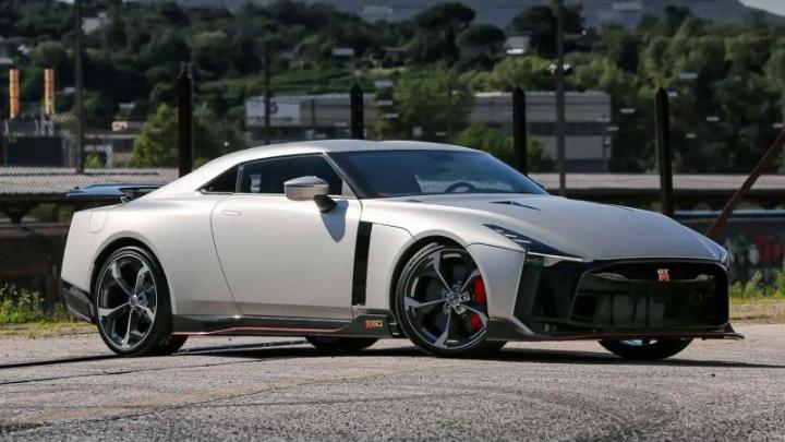 Nissan GT-R50 Italdesign
