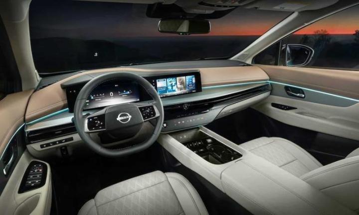 Интерьер актуального Nissan Murano