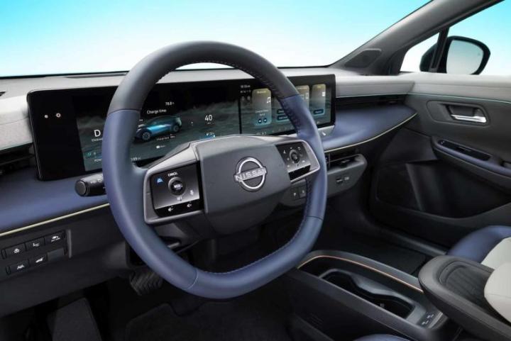 Интерьер Nissan Leaf нового поколения