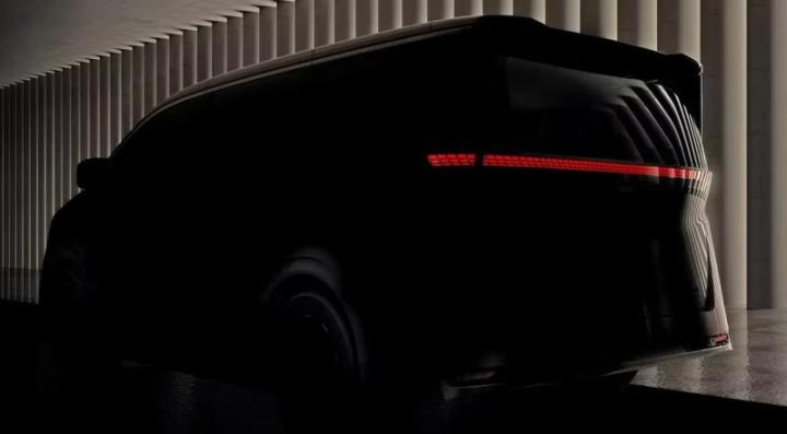Тизер нового поколения Nissan Elgrand