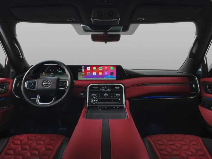 Интерьер Nissan Patrol актуального поколения
