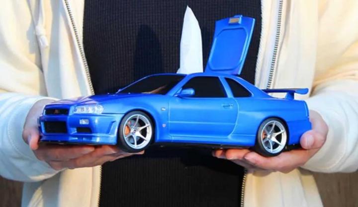 Nissan Skyline GT-R превратили в подставку под салфетки для фанатов