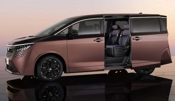 Новейший флагманский минивэн Nissan будет стоить в Японии как простейший китайский кроссовер в…