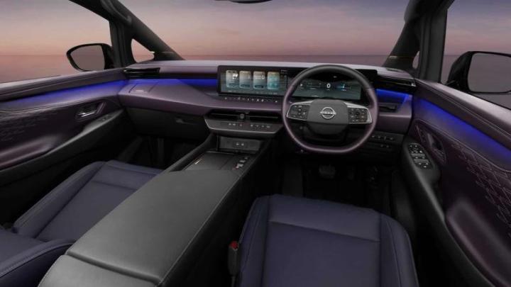 Интерьер нового Nissan Elgrand