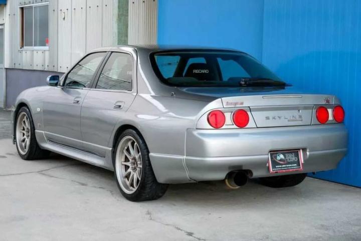 Nissan Skyline GT-R Autech 1998