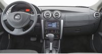 Almera N17, dashboard