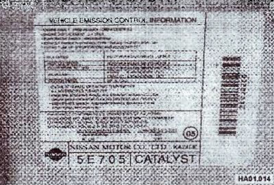 Табличка содержит информацию: наименование производителя, месяц и год выпуска, указание о…