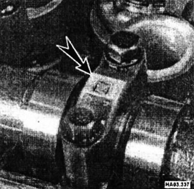 На автомобилях крышки подшипников опорных шеек распределительных валов пронумерованы. Номера отлиты…