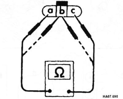 Проверьте проводимость между контактами (b) и (с), (а) и (b).