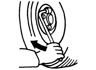 10. Опустите и уберите домкрат, затем еще раз сделайте затяжку гаек в последовательности, указанной…