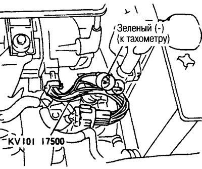 Пры дапамозе перахадніка (спецінструмент) падлучыце тахометр паміж раздымамі шпулькі запальвання і…