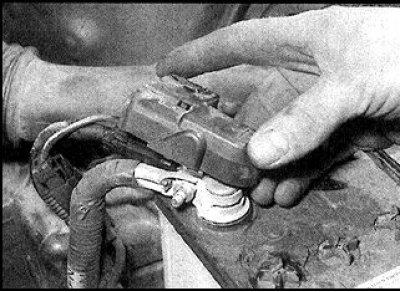 Не реже чем 1 раз в 3 месяца проверяйте степень заряженности батареи.