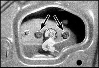 6. Адлучыце цягу ад замка вечка.
