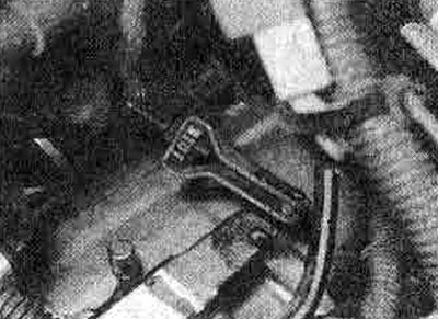 4.1С... пакуль тросік не можа быць адлучаны ад отжимного рычага