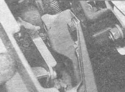 10.2В. ...или сзади