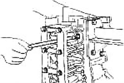 с. Выпіхніце шатун і поршань у зборы ў бок галоўкі цыліндраў дзяржальняй малатка