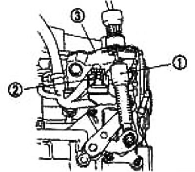 7. Снимите защиту двигателя со стороны днища и защитную накладку крыла. См. главу Кузов.