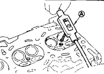Диаметр отверстия под направляющую втулку клапана (увеличенного на 0,2 мм ремонтного размера), см.…