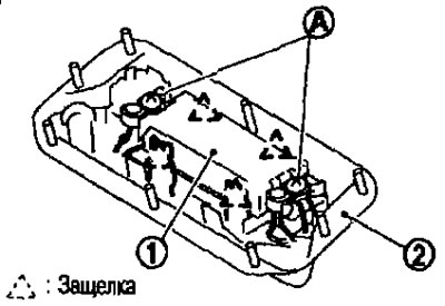 3. Odstráňte ultrazvukový snímač (2) z obloženia (1).